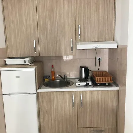 Cerim Σπίτι διακοπών Τρογκίρ