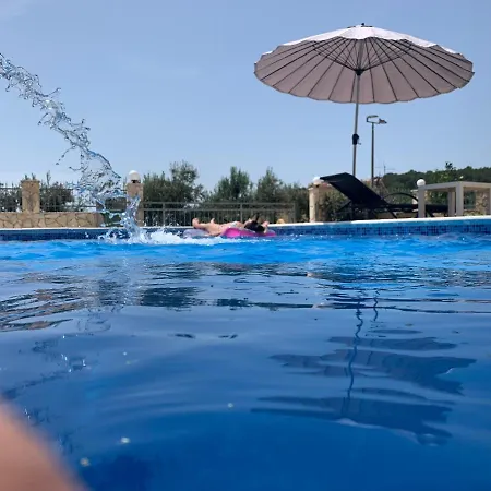 Σπίτι διακοπών Cerim